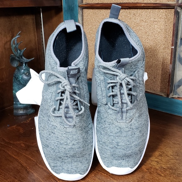 nike juvenate tp grey trainers